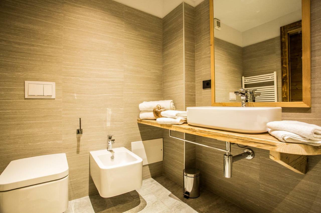 Alpine Rooms Guesthouse Breuil-Cervinia Luaran gambar