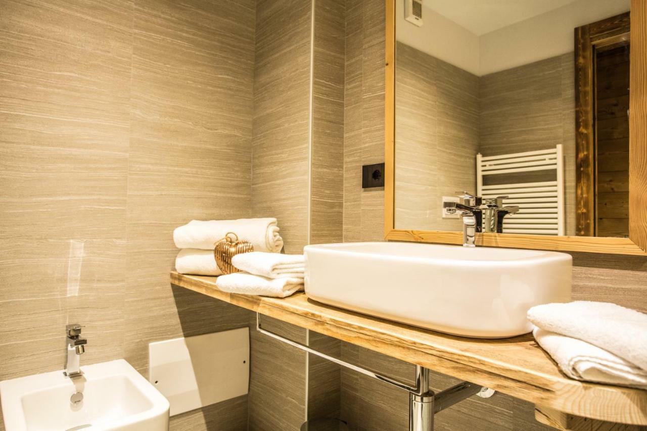 Alpine Rooms Guesthouse Breuil-Cervinia Luaran gambar
