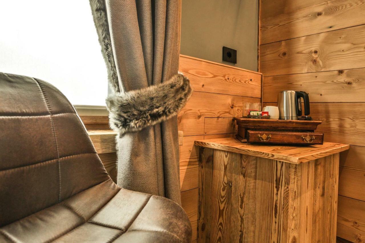 Alpine Rooms Guesthouse Breuil-Cervinia Luaran gambar