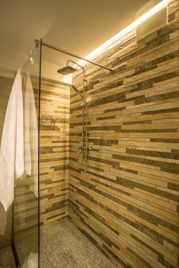 Alpine Rooms Guesthouse Breuil-Cervinia Luaran gambar