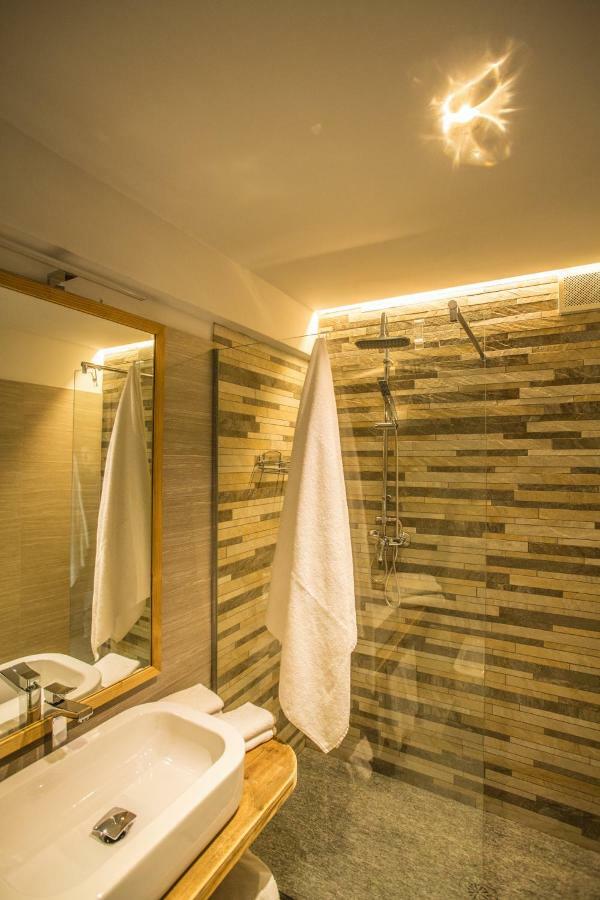 Alpine Rooms Guesthouse Breuil-Cervinia Luaran gambar